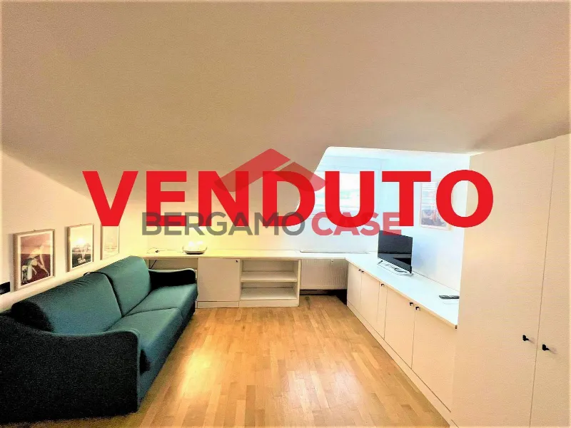 Appartamento in vendita a Bergamo, Canovine, Colognola - foto 1
