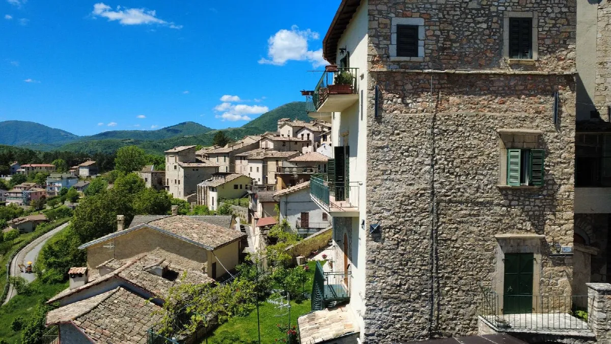 Appartamento in vendita a Monteleone di Spoleto - foto 4