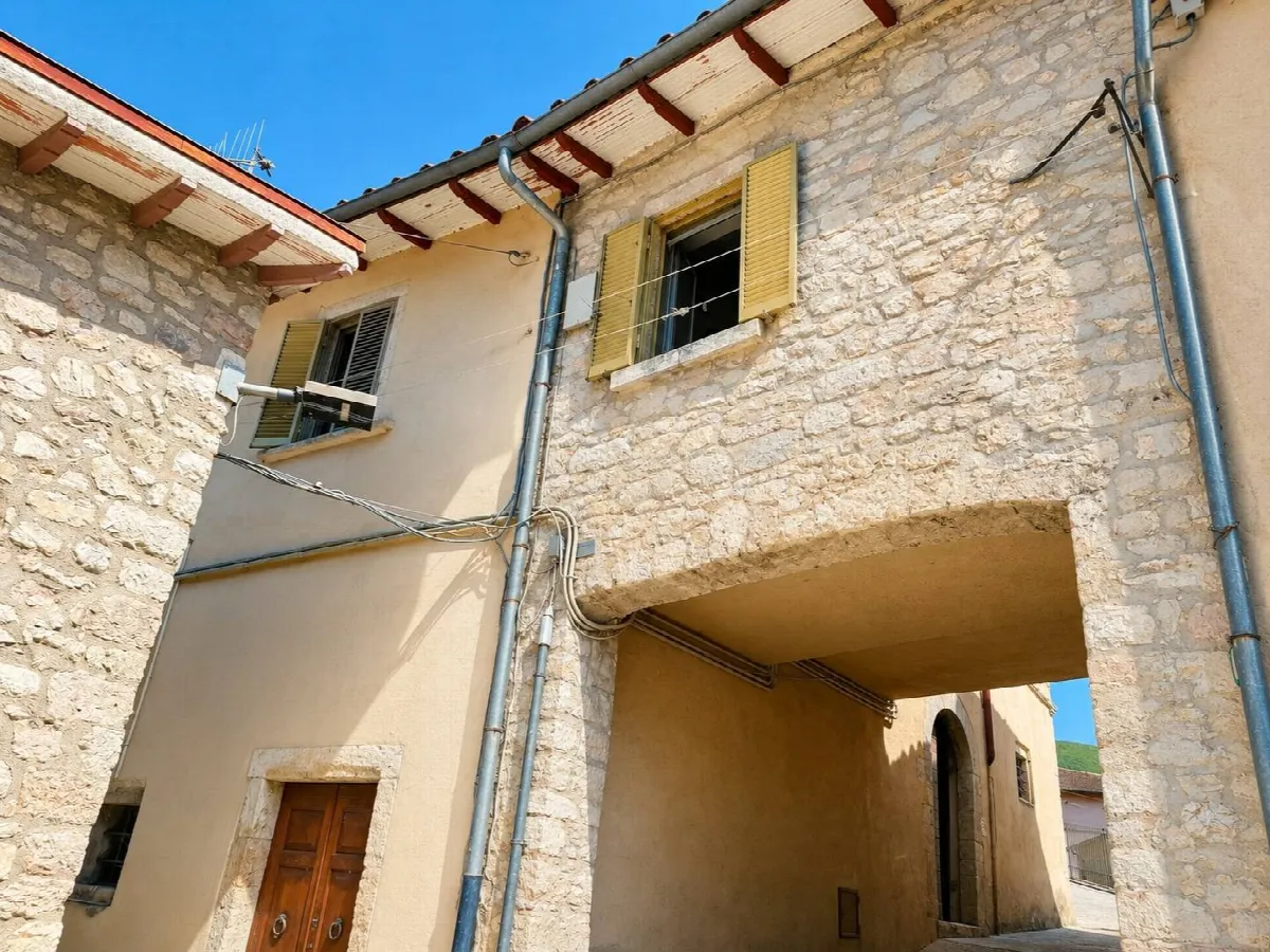 Appartamento in vendita a Cerreto di Spoleto - foto 4
