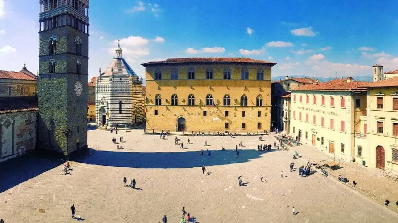 Appartamento in vendita a Pistoia, Centro - foto 1