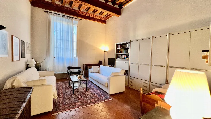 Appartamento in vendita a Lucca, Centro Storico - foto 1