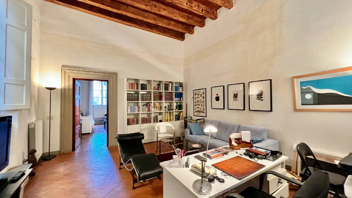 Appartamento in vendita a Lucca, Centro Storico - foto 5