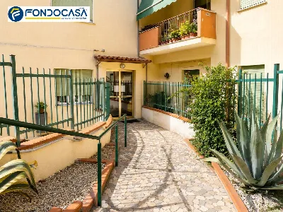 Appartamento in vendita ad Albissola Marin... - foto 2