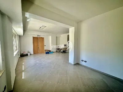Appartamento in vendita a L'Aquila, Centro... - foto 9