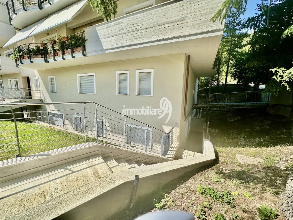Appartamento in vendita a L'Aquila, Centro Storico - foto 4