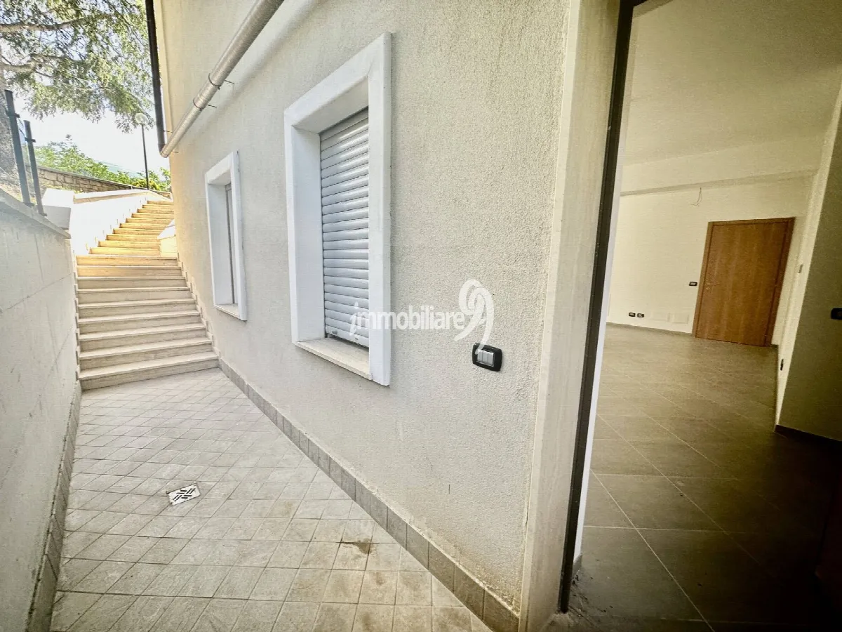 Appartamento in vendita a L'Aquila, Centro Storico - foto 5