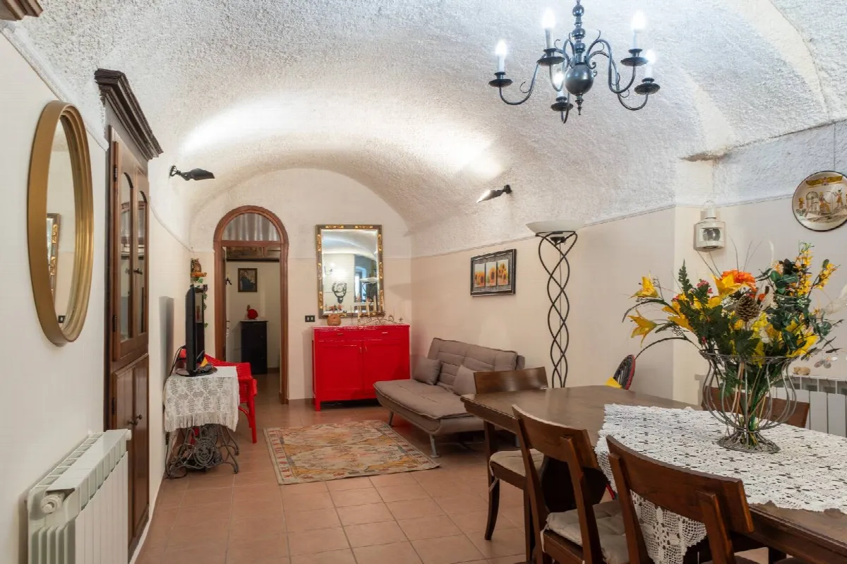 Appartamento in vendita a Pigna - foto 2