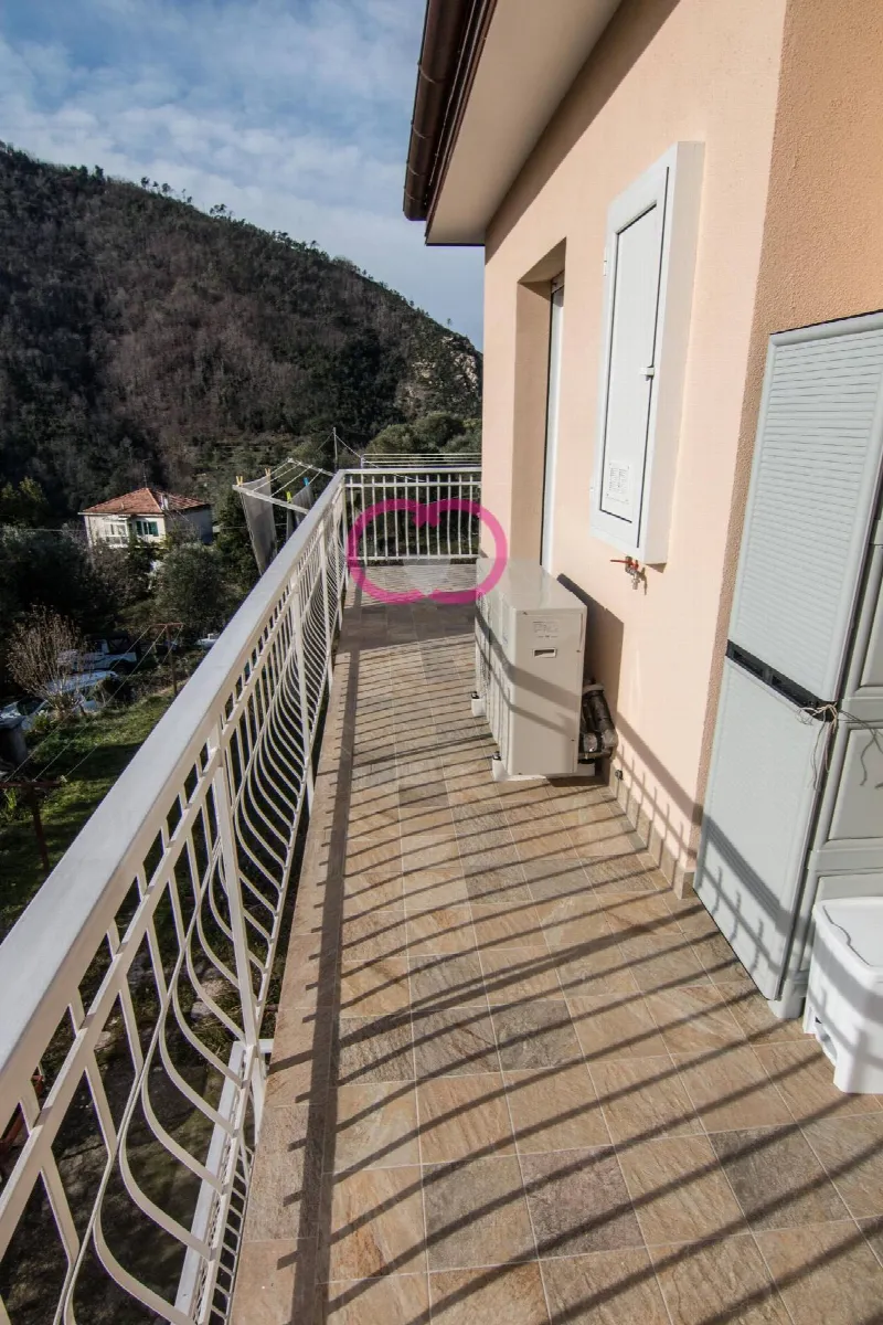 Appartamento in vendita a Varazze - foto 1