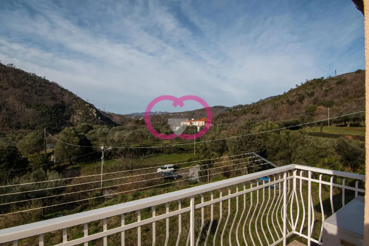 Appartamento in vendita a Varazze - foto 2