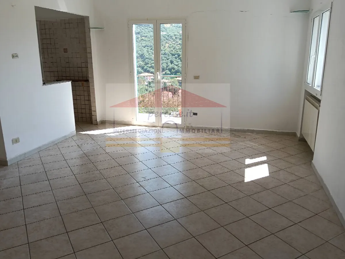 Appartamento in vendita a Imperia, Porto Maurizio - foto 3