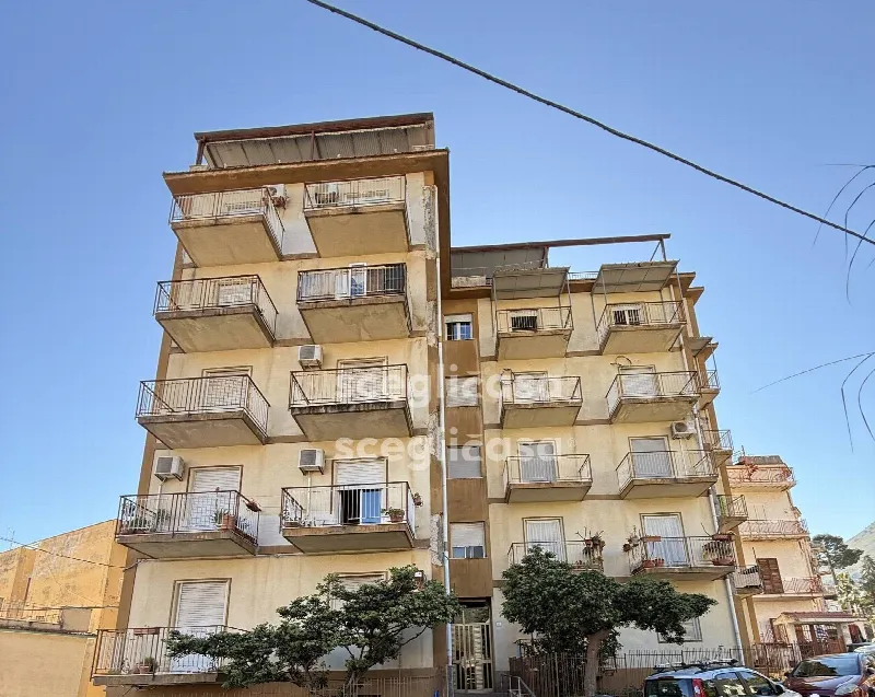 Appartamento in vendita a Carini - foto 1
