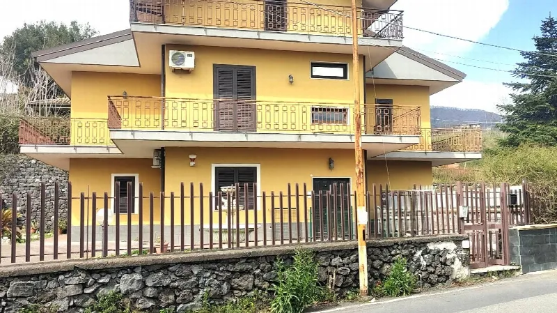 Appartamento in vendita a Zafferana Etnea - foto 1