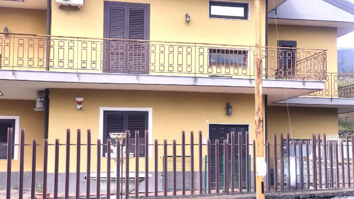 Appartamento in vendita a Zafferana Etnea - foto 2