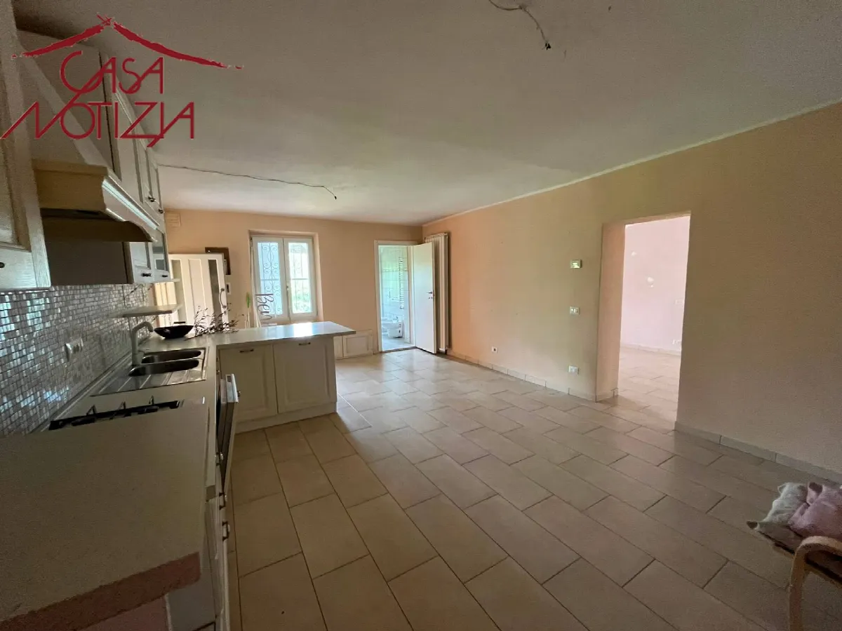 Appartamento in vendita a Gallicano - foto 2