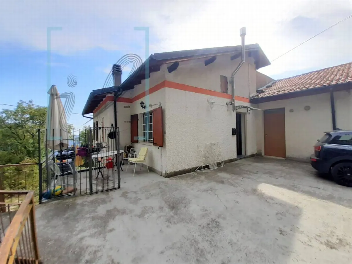 Appartamento in vendita ad Aurigo - foto 2