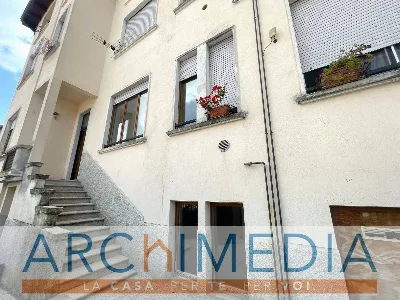 Appartamento in vendita a Varese, Belforte... - foto 1