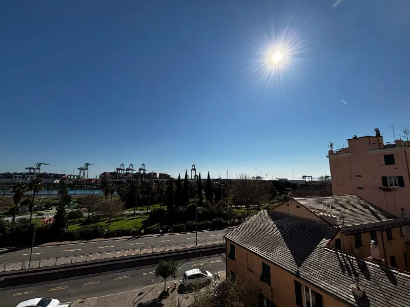 Appartamento in vendita a Genova, Voltri, pra' - foto 1