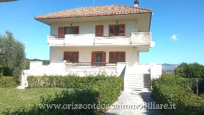 Appartamento in vendita a Folignano - foto 2