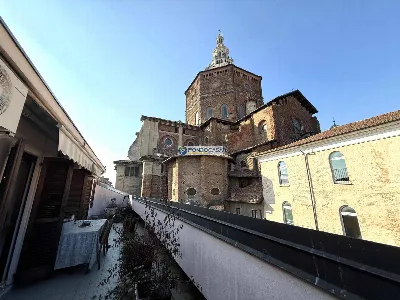 Appartamento in vendita a Pavia, Centro - foto 1