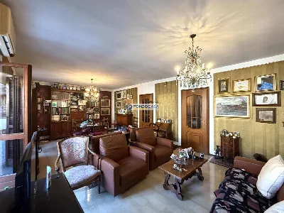 Appartamento in vendita a Pavia, Centro - foto 3