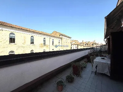 Appartamento in vendita a Pavia, Centro - foto 4