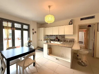 Appartamento in vendita a Pavia, Centro - foto 2