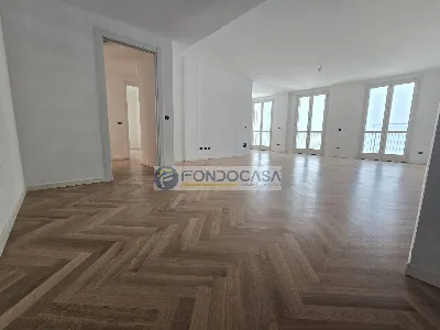 Appartamento in vendita a Pavia, Centro - foto 3
