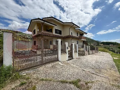 Appartamento in vendita a Colfelice - foto 1