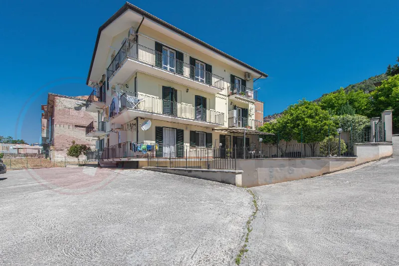 Appartamento in vendita a Arce - foto 1