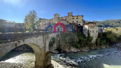 Appartamento in vendita a Castelnuovo di G... - foto 2