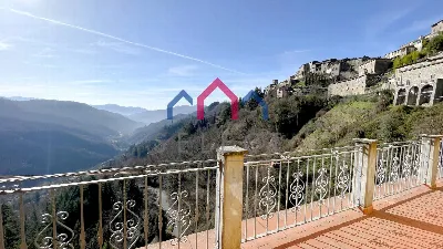 Appartamento in vendita a Coreglia Antelmi... - foto 1