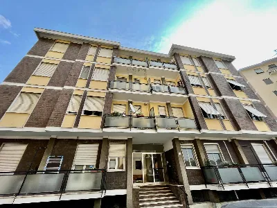 Appartamento in vendita a Alessandria, Pis... - foto 1