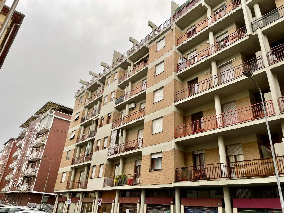 Appartamento in vendita ad Alessandria, Piazza Genova, Ospedale, Borgo Rovereto, Piscina - foto 2
