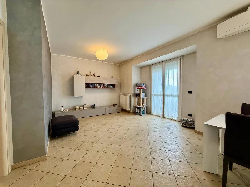 Appartamento in vendita ad Alessandria, Pista, Europa - foto 1