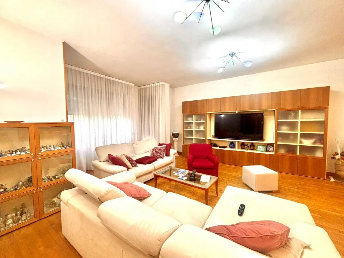 Appartamento in vendita ad Alessandria, Centro - foto 4