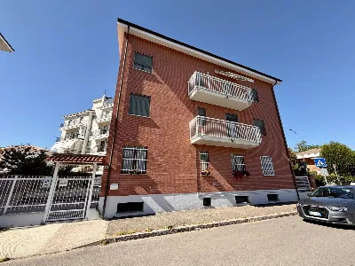 Appartamento in vendita a Alessandria, Cri... - foto 2