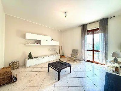 Appartamento in vendita a Alessandria, Cri... - foto 1