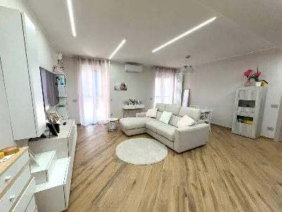 Appartamento in vendita a Alessandria, Cen... - foto 1