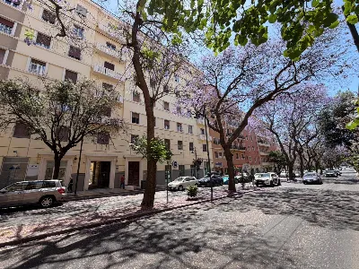 Appartamento in vendita a Cagliari, San be... - foto 1