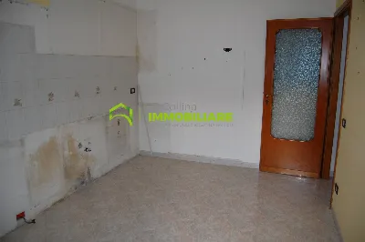 Appartamento in vendita a Cisterna di Lati... - foto 2