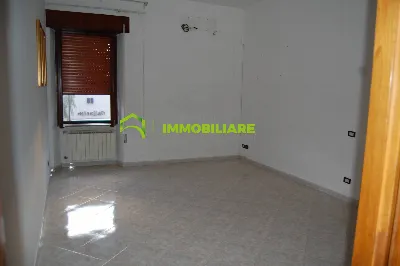 Appartamento in vendita a Cisterna di Lati... - foto 3