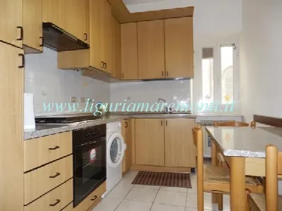 Appartamento in vendita a Savona, Centro s... - foto 4
