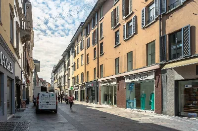 Appartamento in vendita a Bergamo, Borgo P... - foto 2