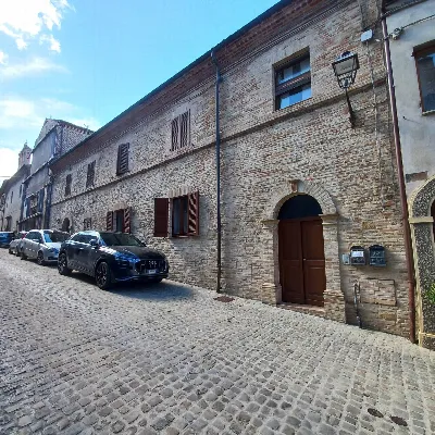 Appartamento in vendita a Santa Vittoria i... - foto 1