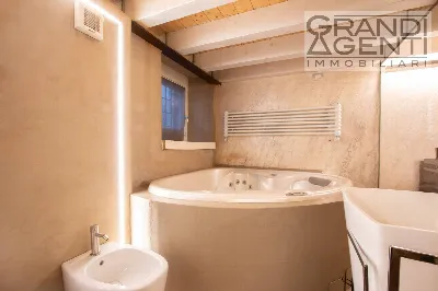 Appartamento in vendita a Verona, Centro - foto 3
