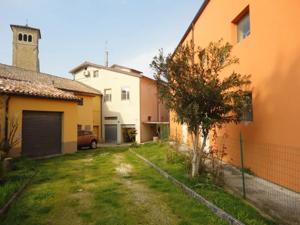 Appartamento in vendita a Monte Roberto - foto 2