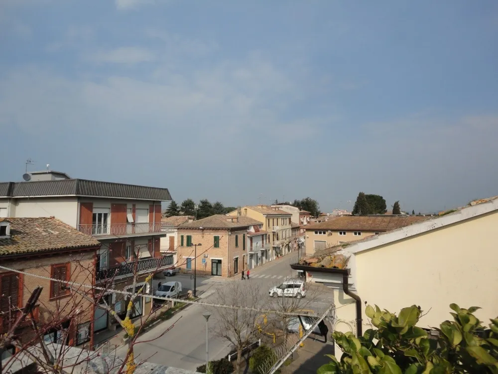 Appartamento in vendita a Monte Roberto - foto 3