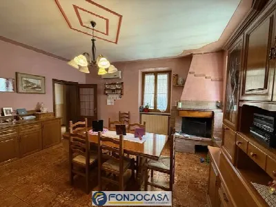Appartamento in vendita a Lograto - foto 1