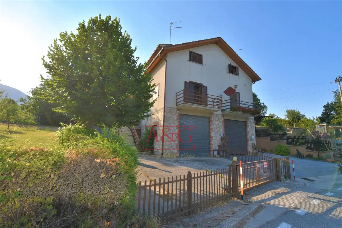 Appartamento in vendita a Montemonaco - foto 2