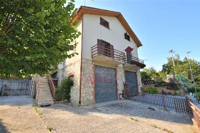 Appartamento in vendita a Montemonaco - foto 3